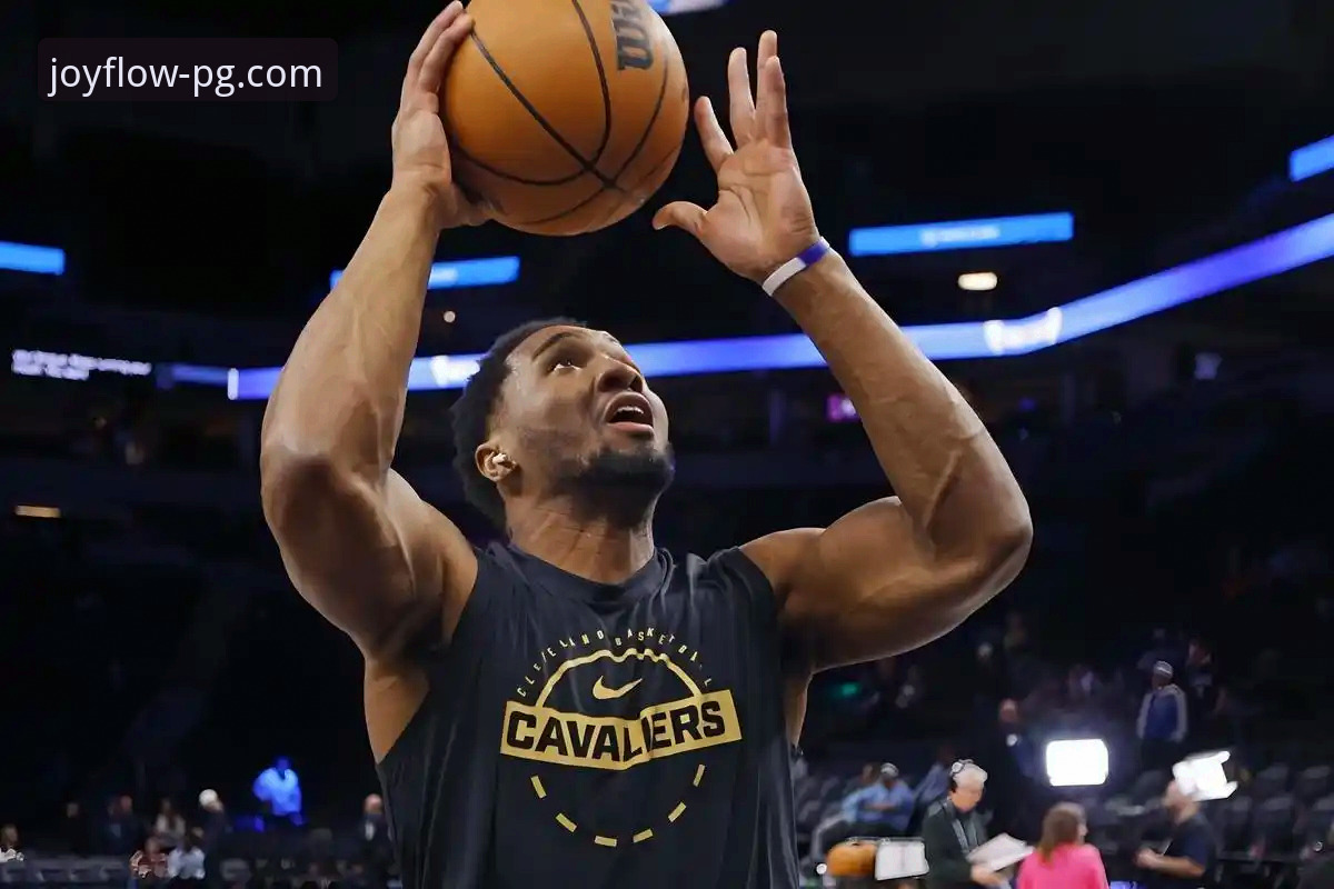 NBA常规赛最新动态：骑士主场力克魔术，米切尔42分闪耀全场